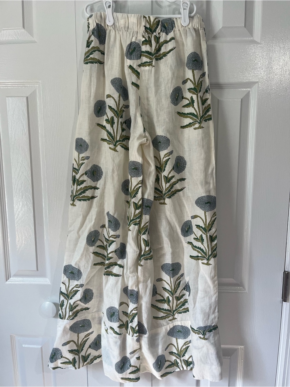 Maison Marigold Wide-Leg Linen Pants with a Green and Blue Floral Print - Picture 7 of 10